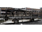 Bayrampaşa'da yolcu otobüsü yandı